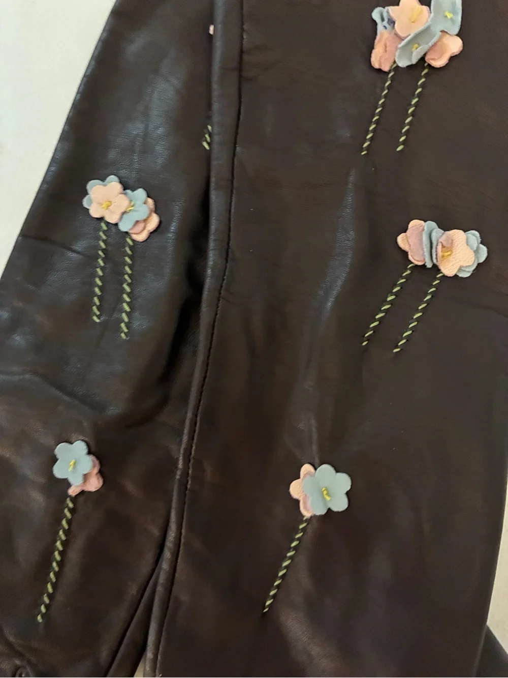 NWT Lulu Guinness Brown Leather Gloves Silk Lined Floral Flower Applique XL